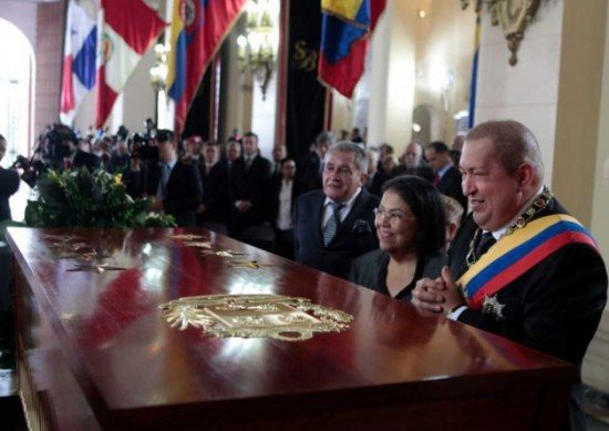 Simon Bolivar Diamond Coffin_02